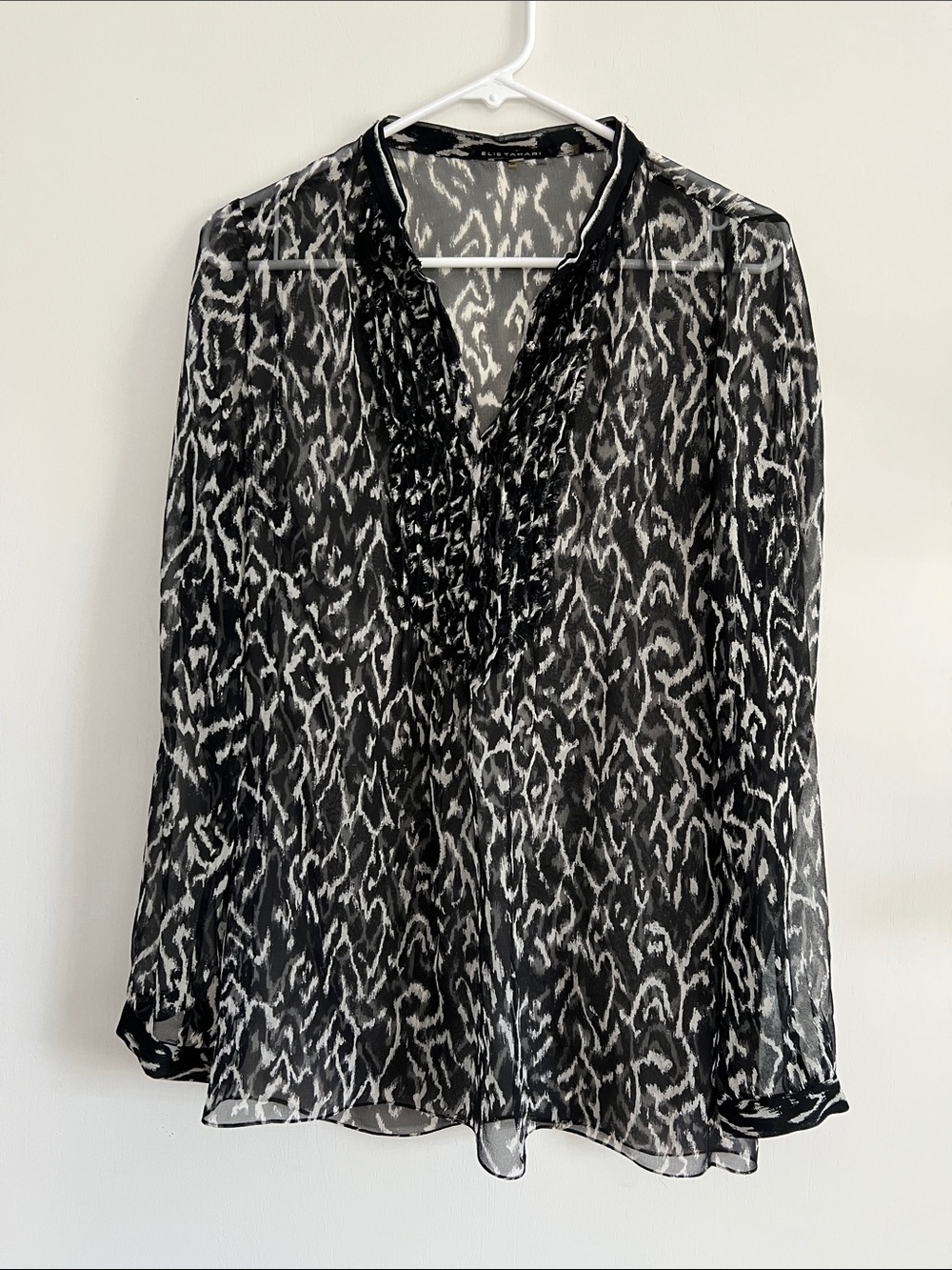 Elie Tahari 100% Silk Sheer Black & White Ruffled V-Neck Blouse